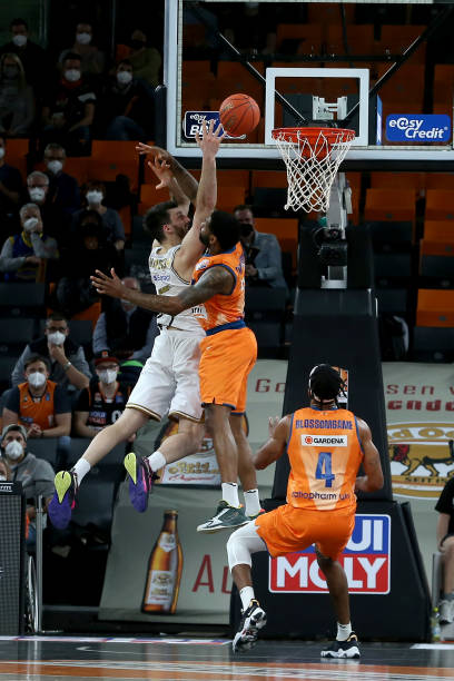 带有轻松的 带有轻松的