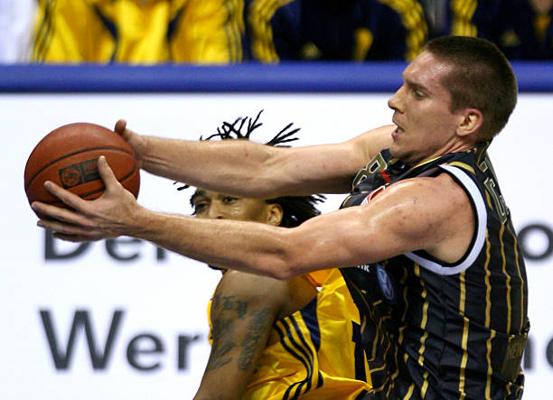 的攻击手 的攻击手