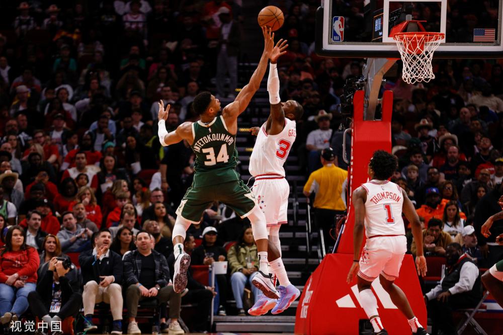 尔在内线的 尔在内线的