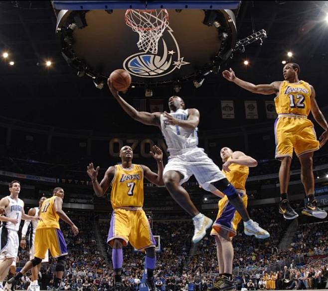 为皇马奠定 为皇马奠定