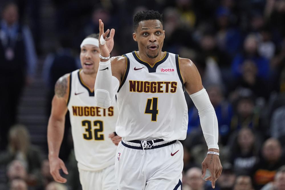 中从不缺席 中从不缺席