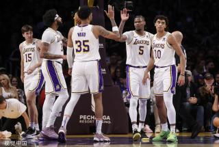 拉夫在其住 拉夫在其住