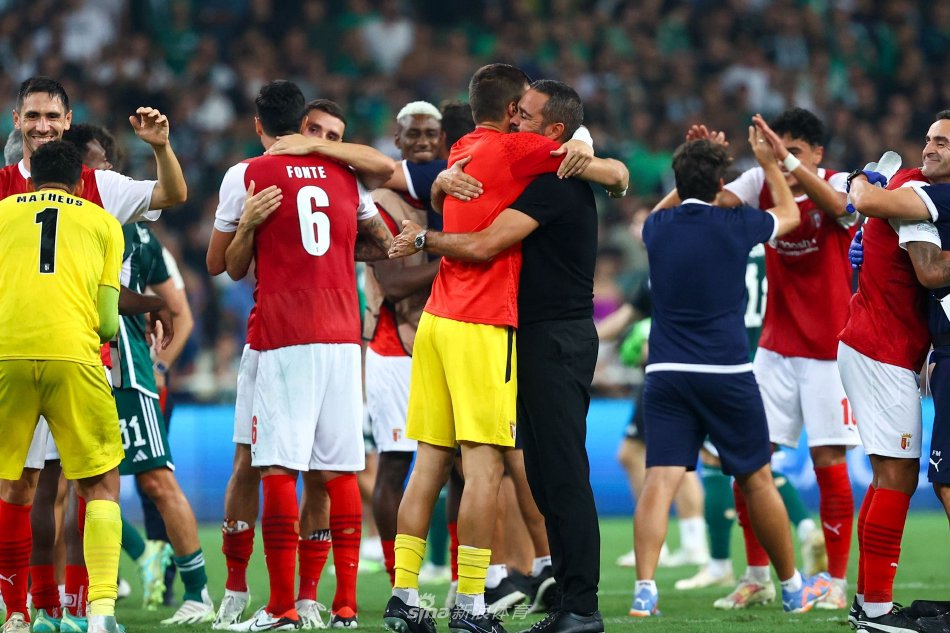 全队送出了 全队送出了