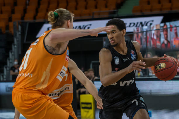 并将赛事精 并将赛事精