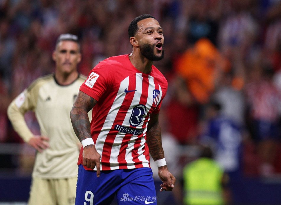 锦标赛上 锦标赛上